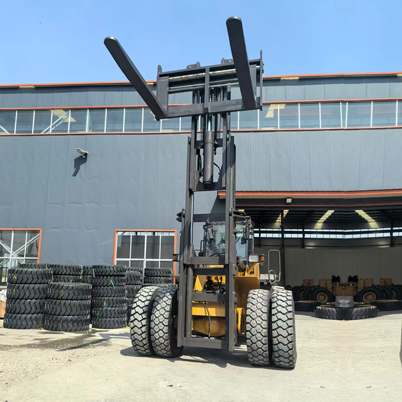 20 ton rough terrain diesel forklift (rear articulated) cpcd200 rt