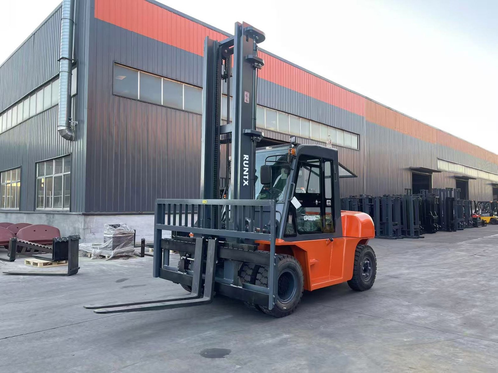 runtx 7 ton diesel forklift (1)