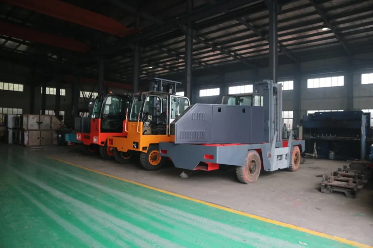 side loader forklift buying guide capacity, cost & selection (2)